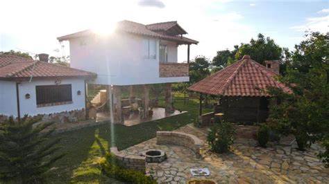 Mesa De Los Santos Cabin - Villas for Rent in Los Santos, Santander ...