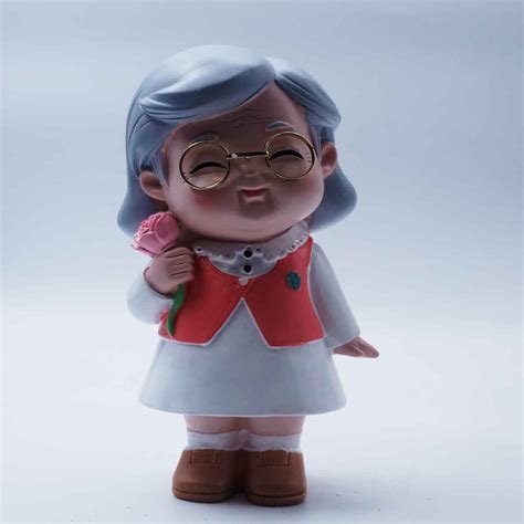 Penhouse.in old Women Wearing Specs Statue Idol SKU 50794