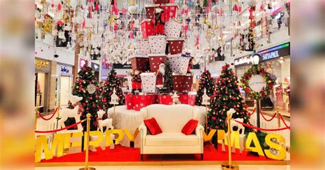 DLF Place Saket Christmas