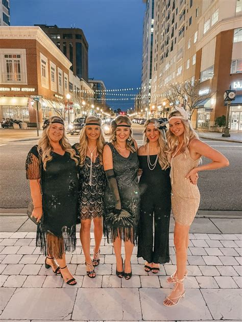 Gatsby Themed Party Outfit, Gatsby Outfit Ideas, Roaring 20s Party ...