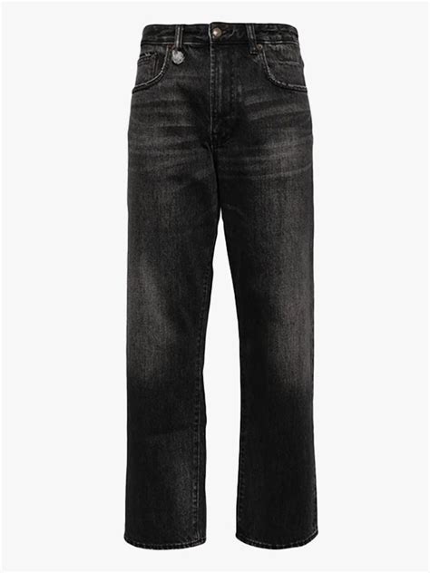 How to wear straight leg jeans like an off-duty model this summer ...