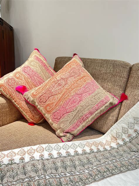 Beige Big Paisley Cushion Cover – The Shawl Studio
