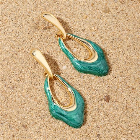 Elite Asymmetry Luxury Gold Earring | Salty – Salty Accessories