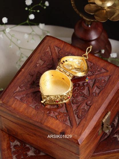 Traditional Lakshmi Kumkum Box – Arshis