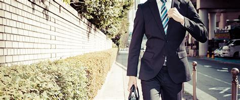 11 Clothing Mistakes Men Should Avoid Making In Winters