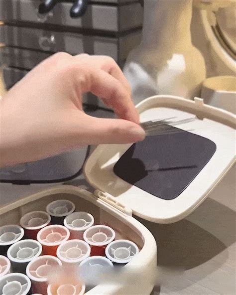 🧵Magnetic needle and thread storage box – APWETY