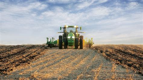 Our Company & Purpose | John Deere IN