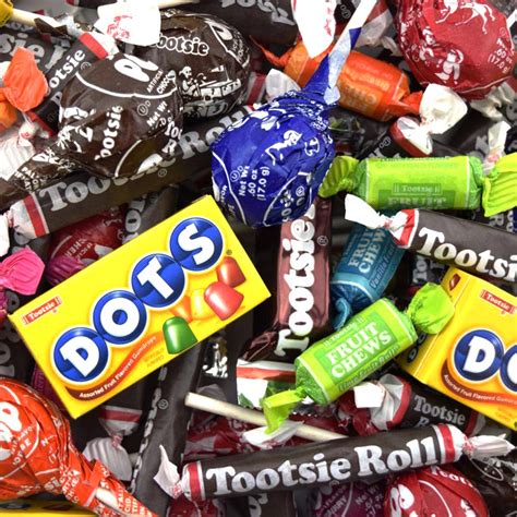 Buy Tootsie Roll Child's Play Favorites, Funtastic Candy Variety Mix ...