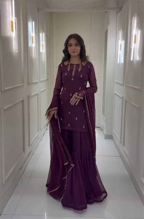 ZD-10102 BY FASHID WHOLESALE 01 TO 04 SERIES BEAUTIFUL SUITS STYLISH ...