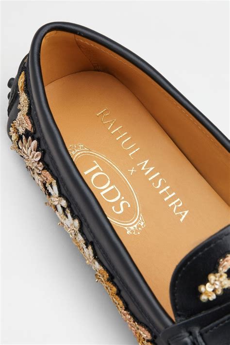 T Timeless Gommino Driving Shoes in Leather – Rahul Mishra