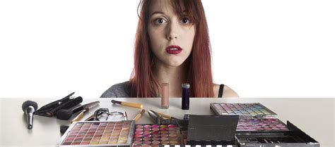 Wondering How To Scale Up Your No Makeup Look – Re'equil