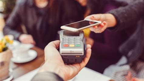 Smartphone now king of retail payments - over half of contactless ...