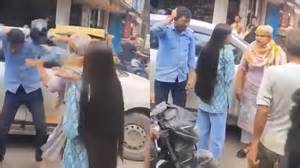 Ghaziabad: Woman Beats Cab Driver With Helmet, Smashes Car Window After ...