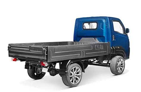 Omega Seiki targets speedy gains with 250km range electric SCV ...