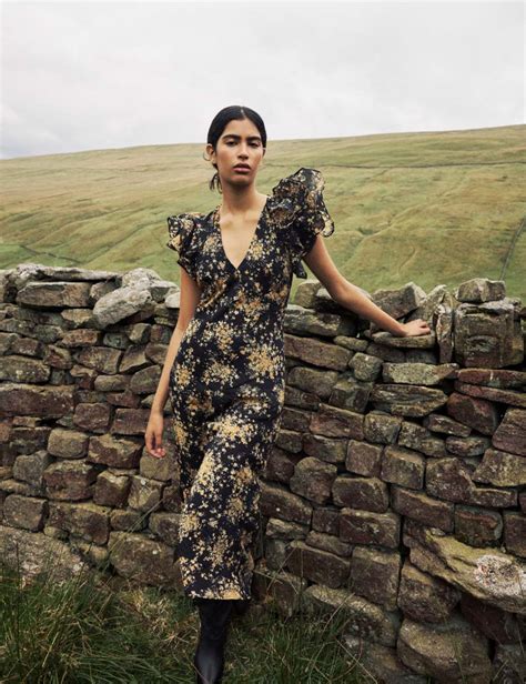 Nobody’s Child | Carefully Crafted Fashion