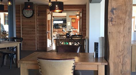 COUNTRY LOUNGE HOTEL (Morcott) - Inn Reviews & Photos - Tripadvisor