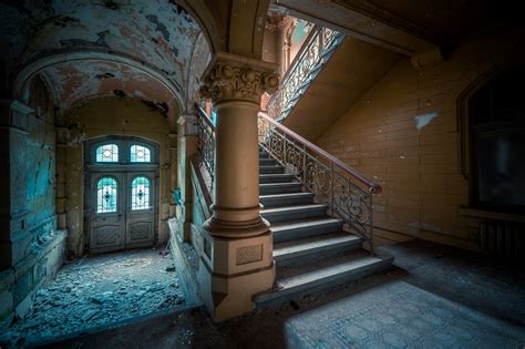 Download wallpaper background, wall, ladder, section interior in ...