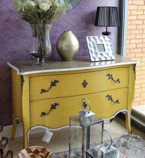 Salones con estilo y personalidad, a medida - APIMAD - Muebles Valverde ...