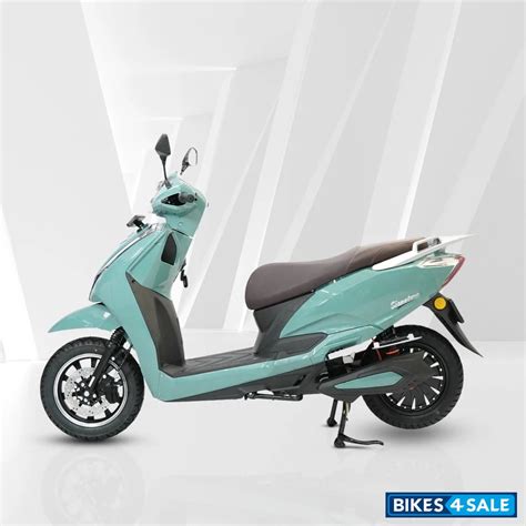 BMR Signature price, specs, mileage, colours, photos and reviews ...