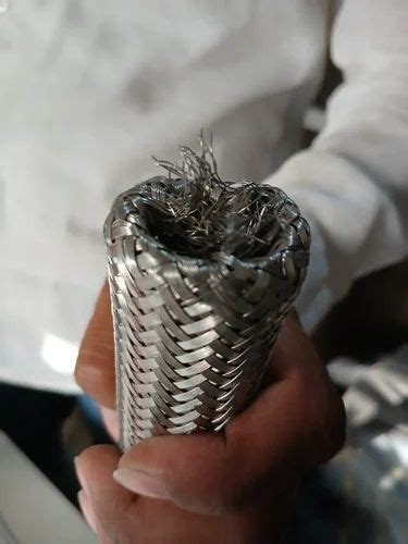 Ss Braided Hoses - Braided Hose Pipe Trader - Retailer from Ahmedabad