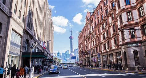 13-Day Beijing–Xi'an–Dunhuang–Urumqi–Shanghai Tour