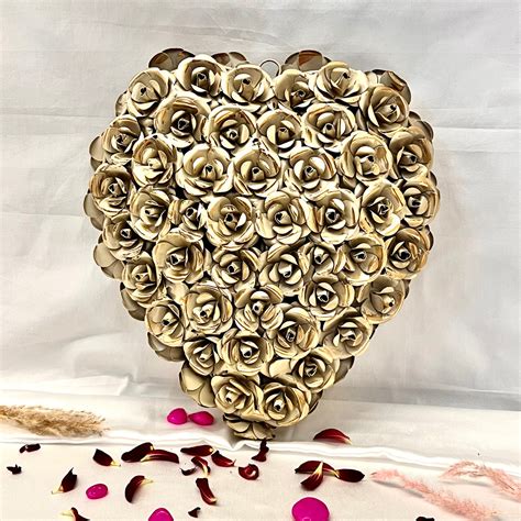 Blooming Heart – Timaya's Decor