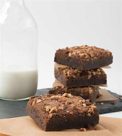 David's Cookies Set of 2 Rocky Road Brownie Dessert Trays - WF Shopping