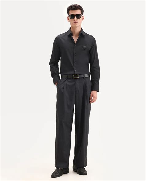 Rare Rabbit Men's Badgo Black Cotton Fabric Spread Collar Regular Fit