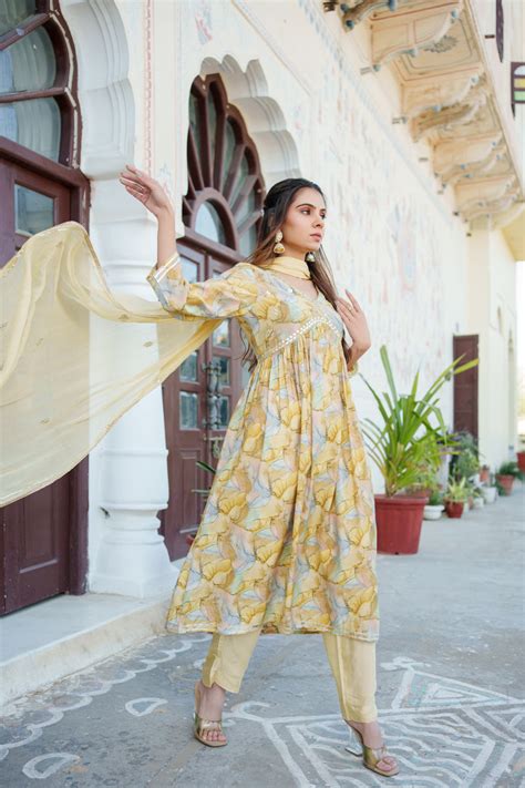 Women's Yellow Muslin Embroidered Kurta, Pant & Dupatta Set - Vaasva J ...