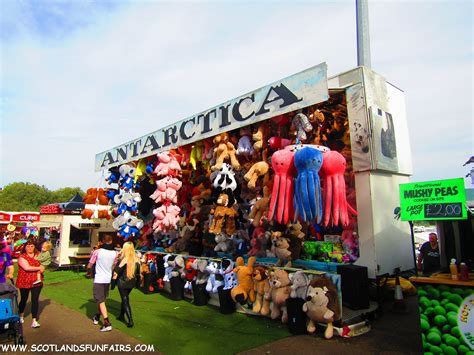 CLARKE STOREYS GIANT PICK