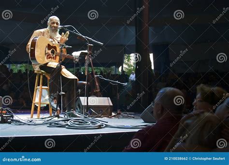 Musician Richie Havens Live at the Cape Cod Melody Tent in 2007 ...