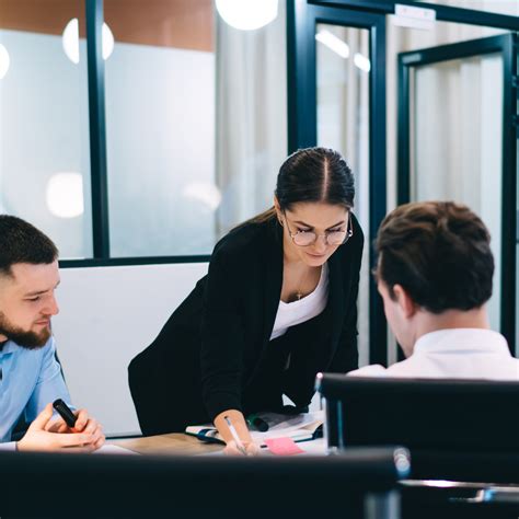 MPA vs MBA: Navigating the Choice Between Public Administration and ...