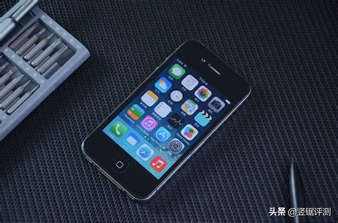 苹果历代所有iPhone重量变化介绍 - Apple iPhone - cnBeta.COM