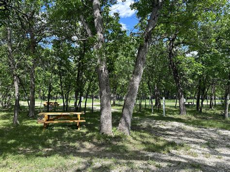 Mellow Moose Campground - Minot, ND