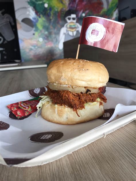 Discover Burger Yard Products, Reviews & Information | LBB