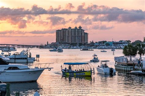 Destin Water Taxi ~ The Best Way to Travel the Harbor - The Good Life ...