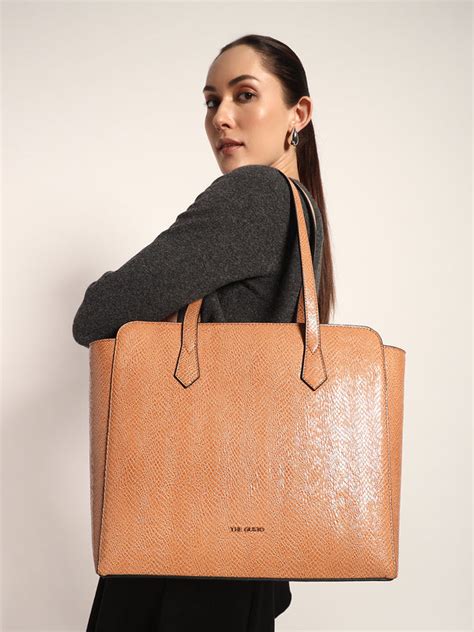 Handcrafted Vegan Leather Products | Functionally Rich | The Gusto
