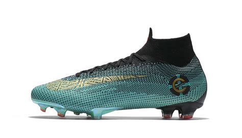 Cristiano Ronaldo Soccer Cleats 2012 The Nike Mercurial Vapor VIII