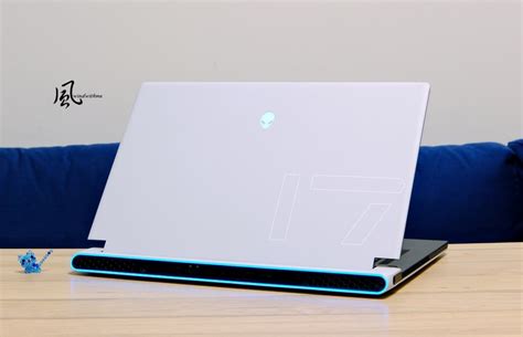 Alienware X17 Back 的图像结果