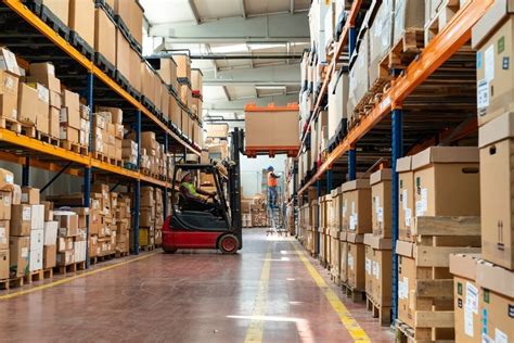 Everything You Need to Know About Warehouse Financing - Credlix