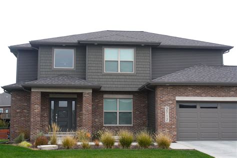 Dark Brown Brick House Color Schemes