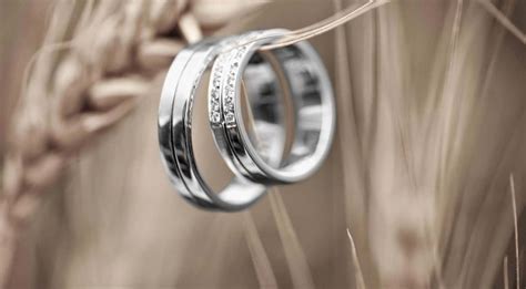 Wedding Ring Background 的图像结果