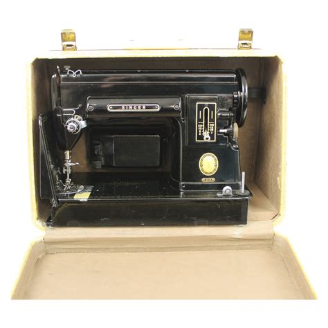 How to Thread a Singer 301A Singer Sewing Machine 的图像结果