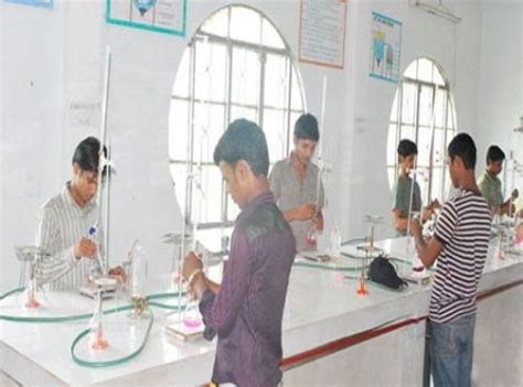 Ayaan College of Engineering and Technology Moinabad Campus: Photos ...