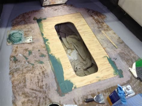 Build a Skiff: Ski Boat Floor