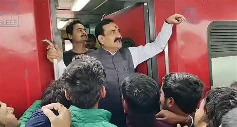 MP: ‘Teri Jeet Se Zyada Charche Meri Haar Ke Hain...’ Defeated Home ...