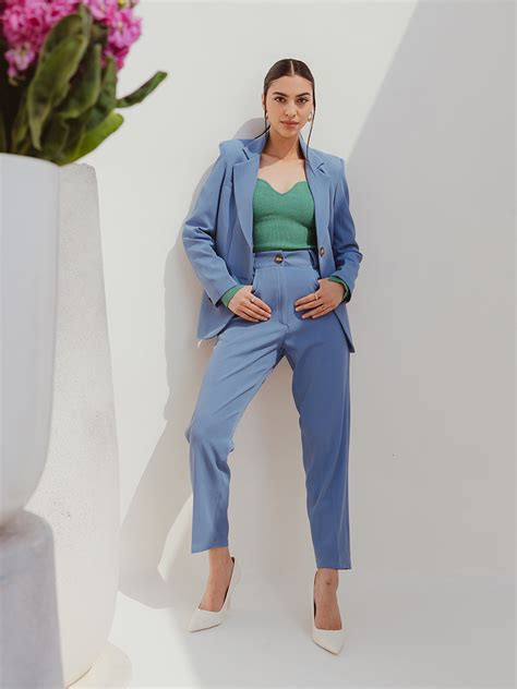 Formal Suits For Women – Dlanxa