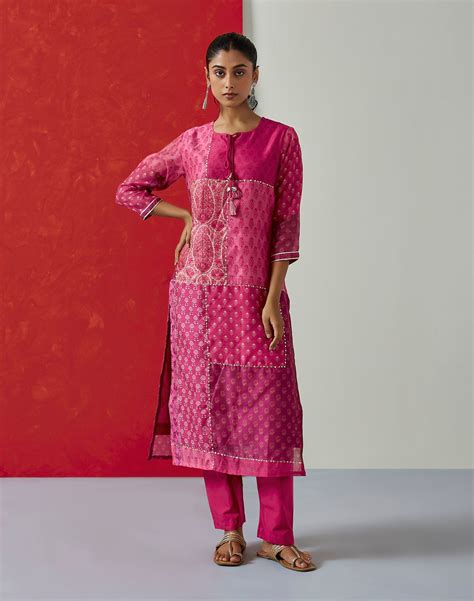 Floral Dark Pink Chanderi Suit Set (with Pants and Dupatta) – Heritage ...