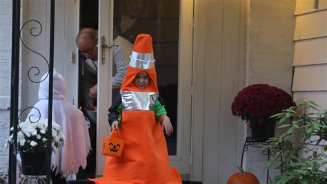 Halloween safety: 12 tips for your kids before they trick-or-treat