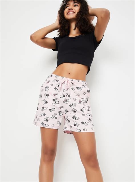 Buy Women Snoopy Print Shorts Online at just Rs. 399.0 - 1000015316757 ...